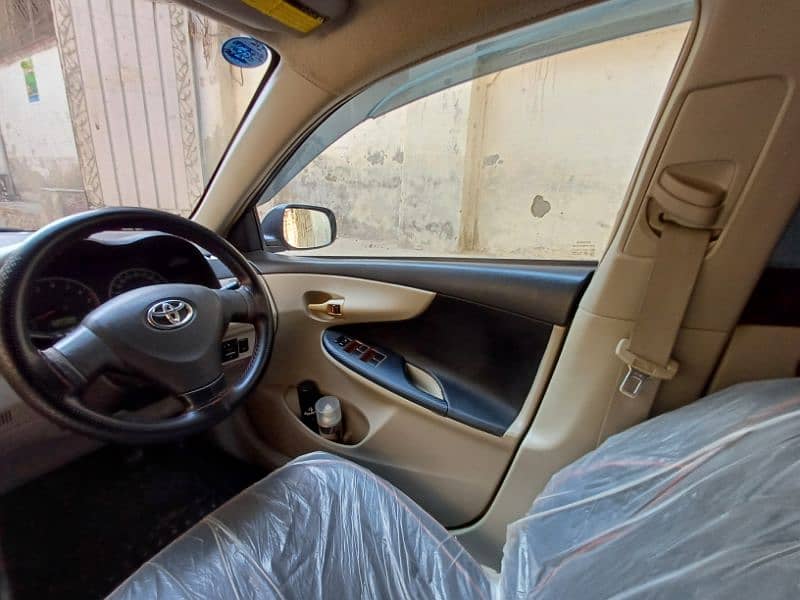 Toyota Corolla GLI 2013 14