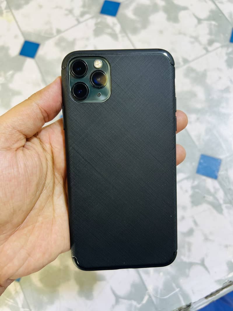 iPhone 11 Pro Max pta with box 2