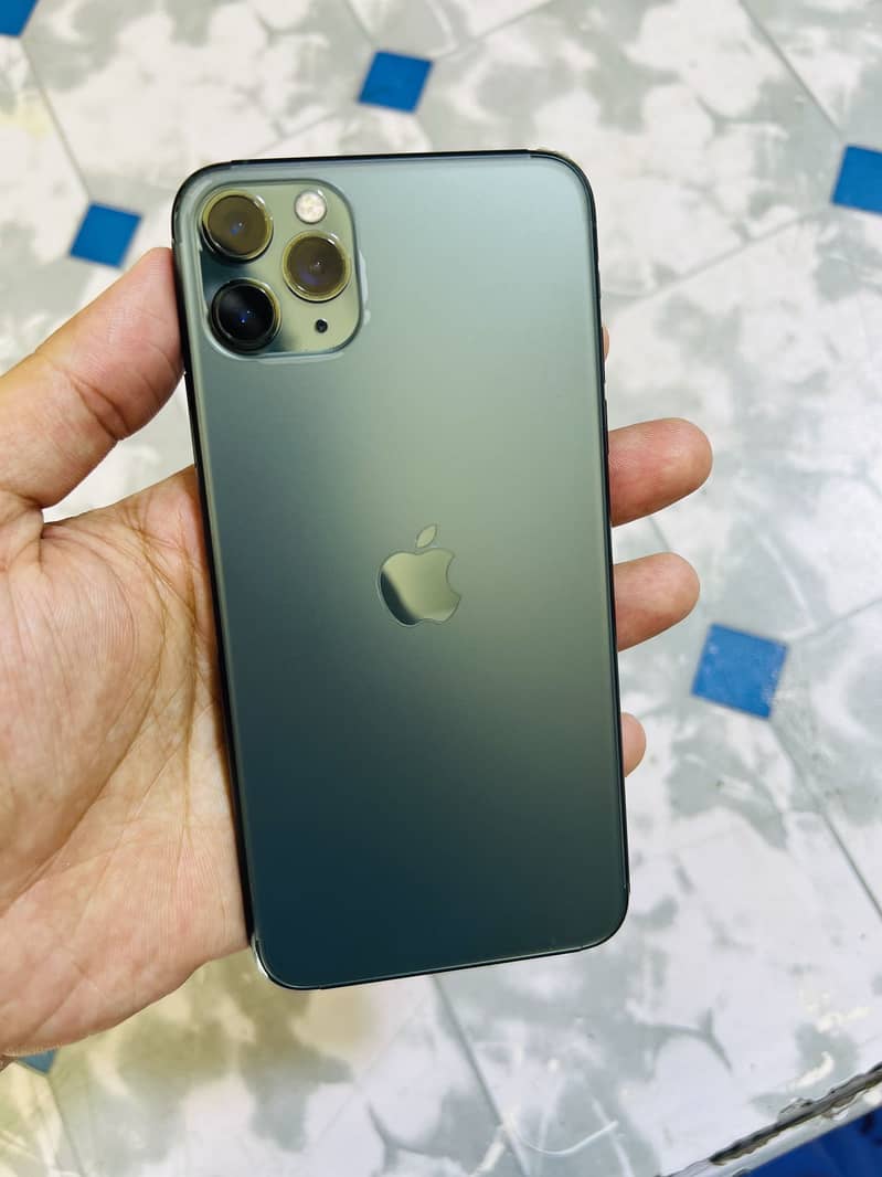 iPhone 11 Pro Max pta with box 5