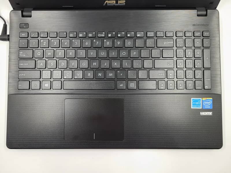 (Exchange with good phone) ASUS Notebook "D550M" laptop 128gb ssd 0