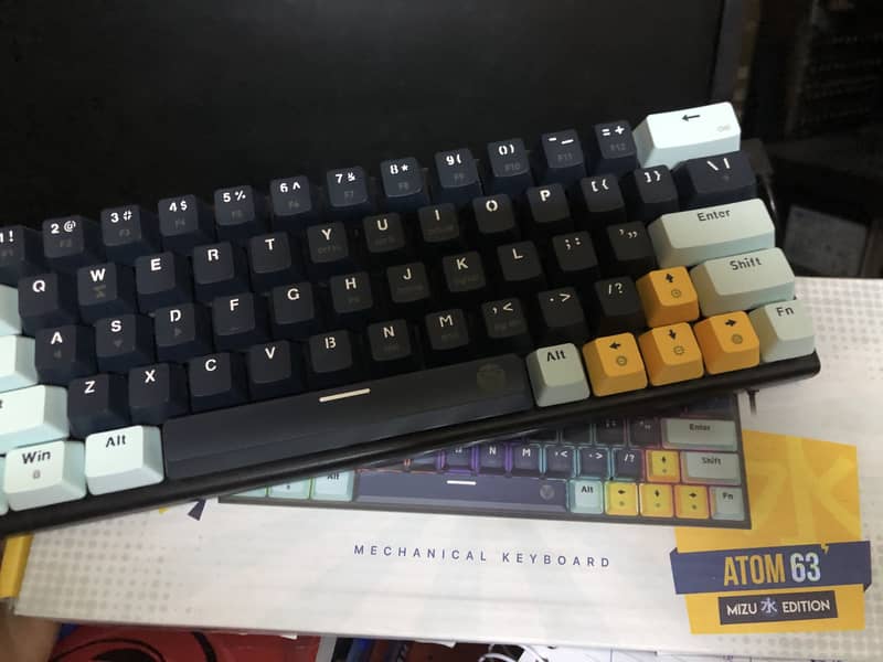 Fantech atom 63 mizu edition mechanical keyboard 0