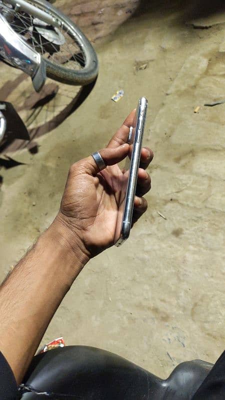 i phone x pta 1