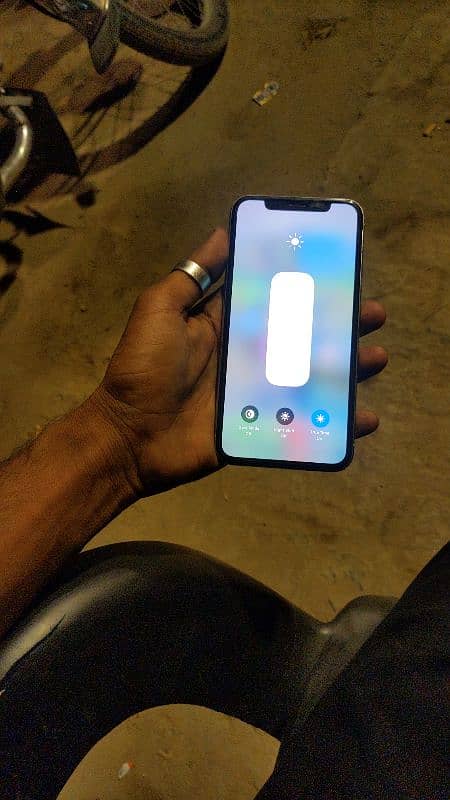 i phone x pta 5