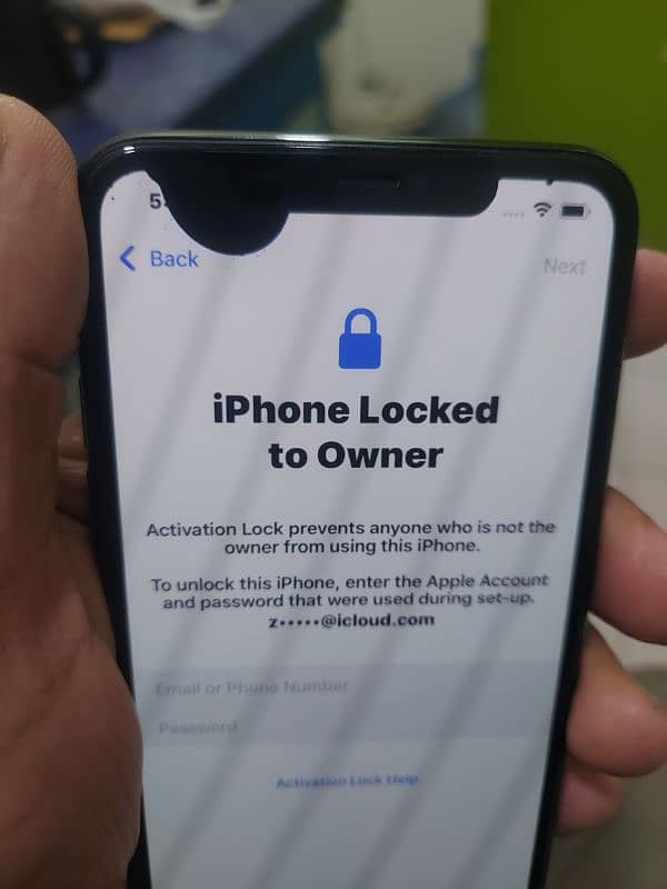 Iphone 11pro max icloud lock 7