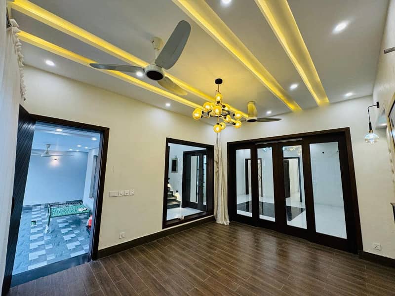 10 Marla Brand New Luxury House Is Available For Sale In Janiper Block Bahria Town Lahore 0
