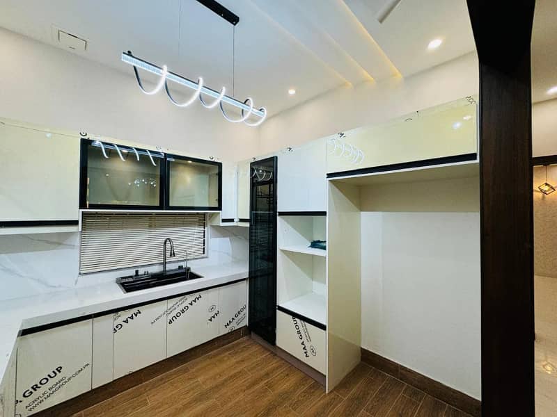 10 Marla Brand New Luxury House Is Available For Sale In Janiper Block Bahria Town Lahore 5