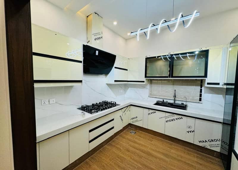 10 Marla Brand New Luxury House Is Available For Sale In Janiper Block Bahria Town Lahore 27