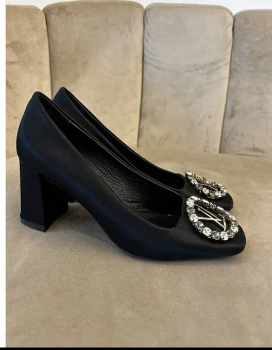 Madeleine leather heels Louis Vuitton Black Size is 36 2