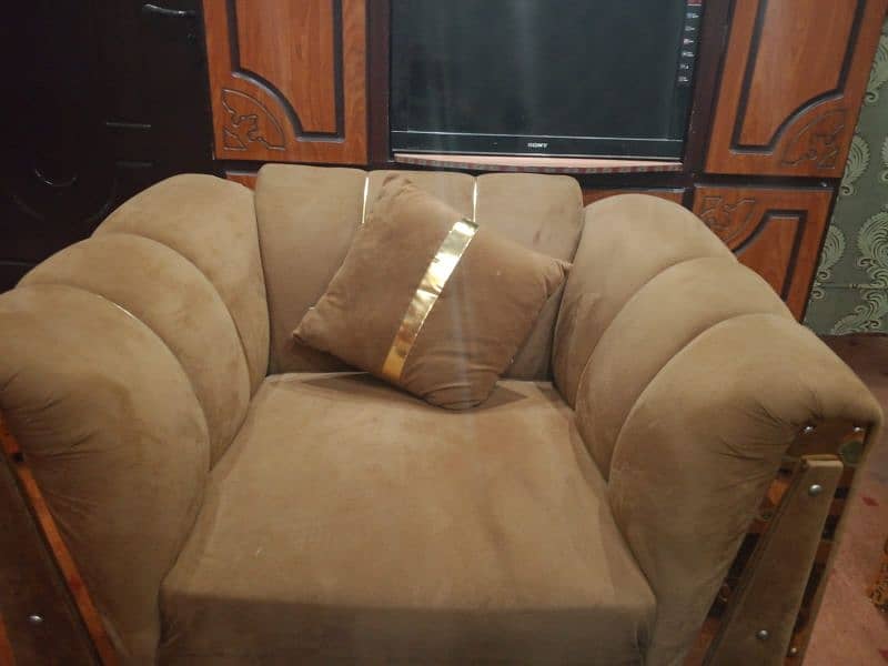 AOA full sofa set like brand new 6