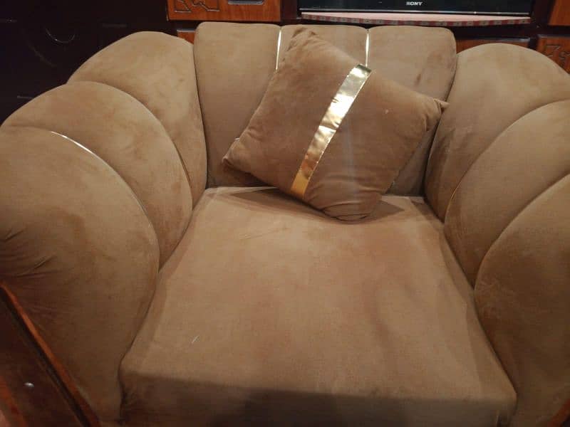 AOA full sofa set like brand new 7