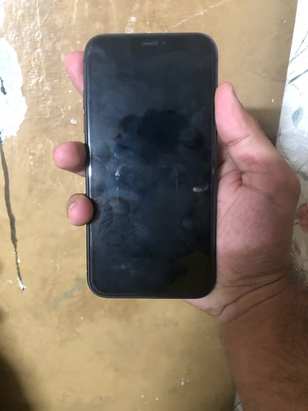 IPhone 11 Jv 64 Gb 10/10 condition 7