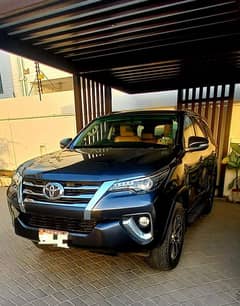 Toyota Fortuner V 2017