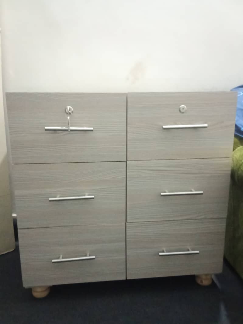 Chester board / Vanity table / dressing tables 4