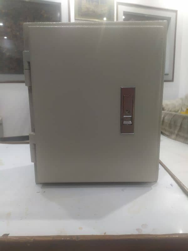 Electric panel box 0