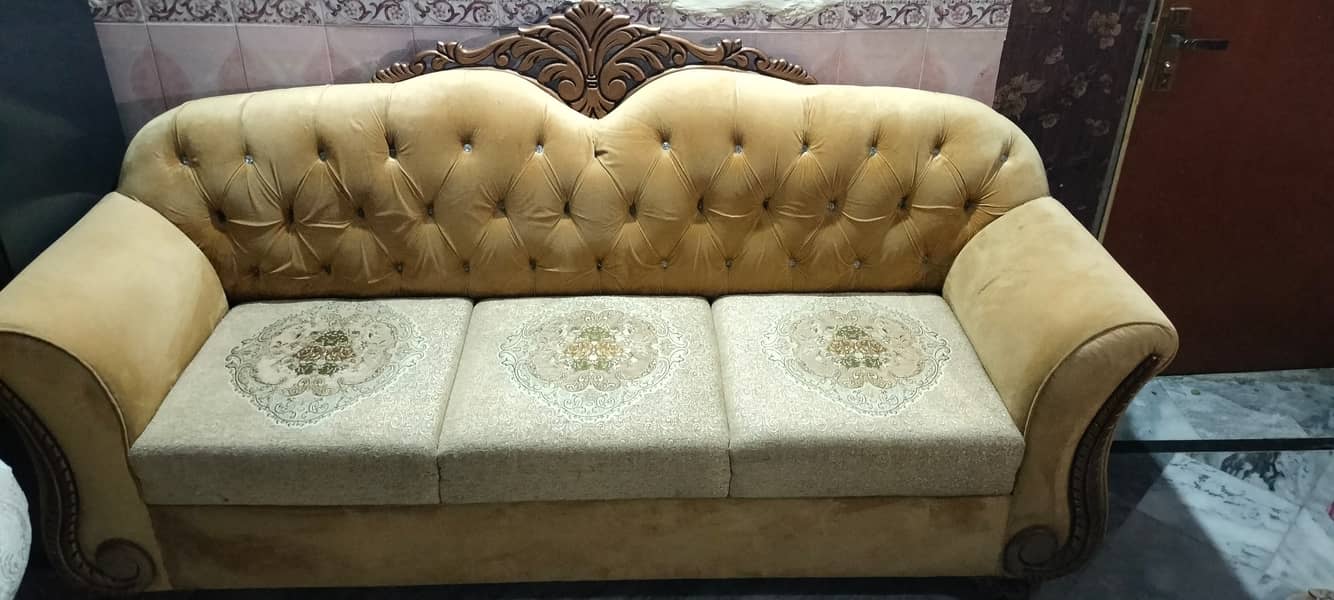 6-Seater Sofa Set – Almost New | Couch Set 0