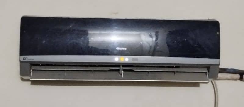 Gree 1 Ton inverter excellent condition 0