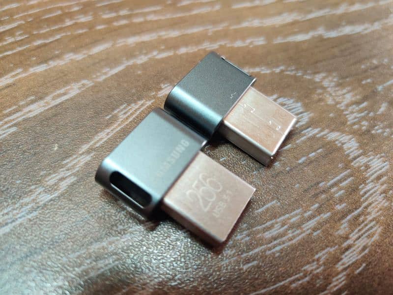 Samsung Flash Drive 1