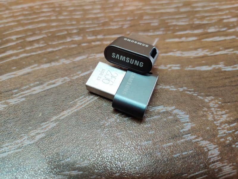 Samsung Flash Drive 2