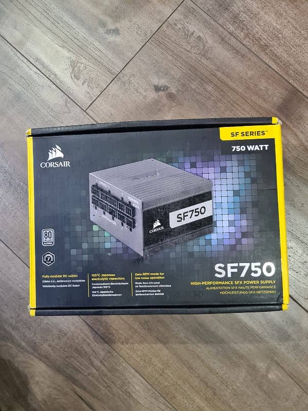 Corsair SF750 80+ platinum sfx psu 0