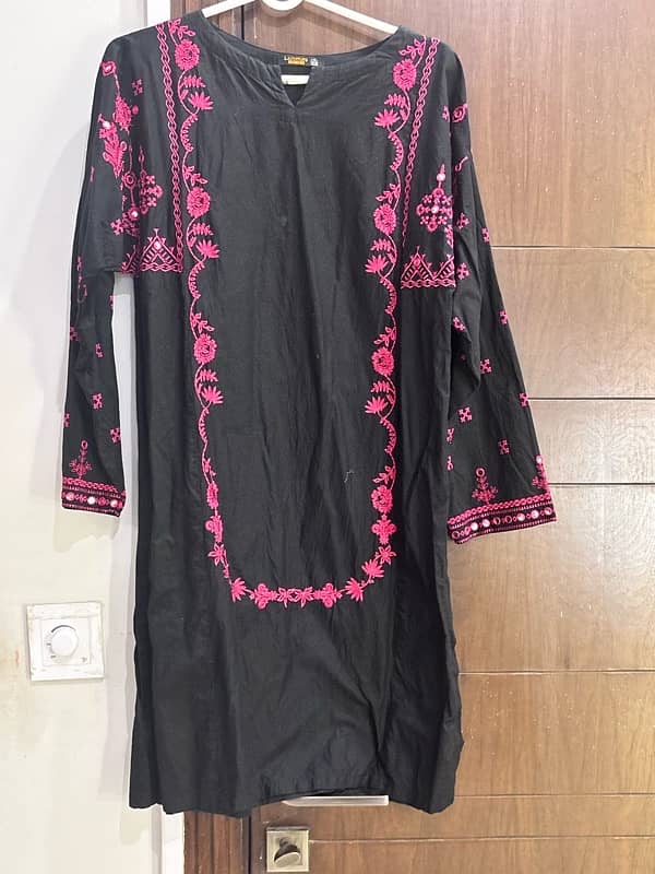 Preloved Clothes for Girls in Excellent Condition 12