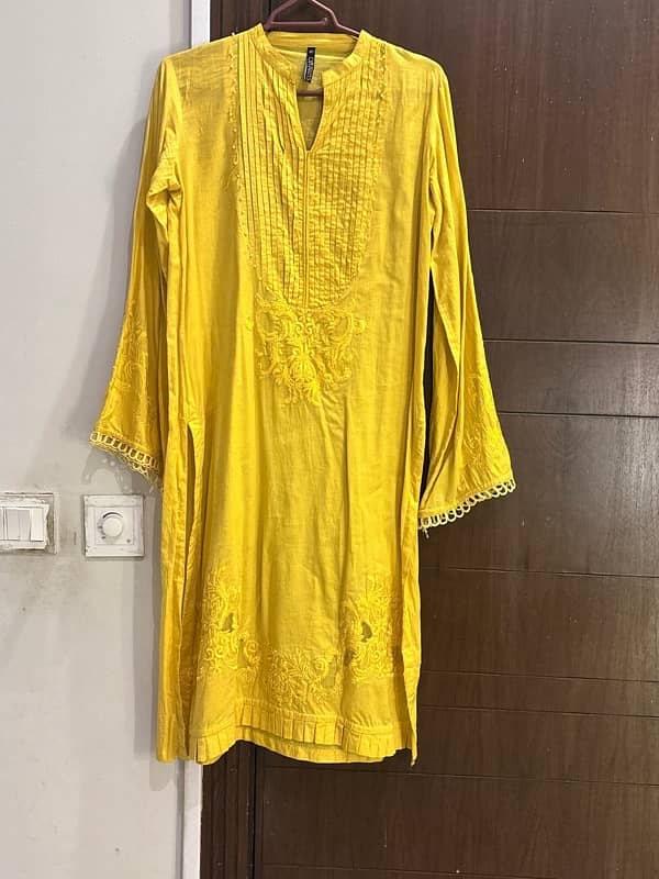 Preloved Clothes for Girls in Excellent Condition 17