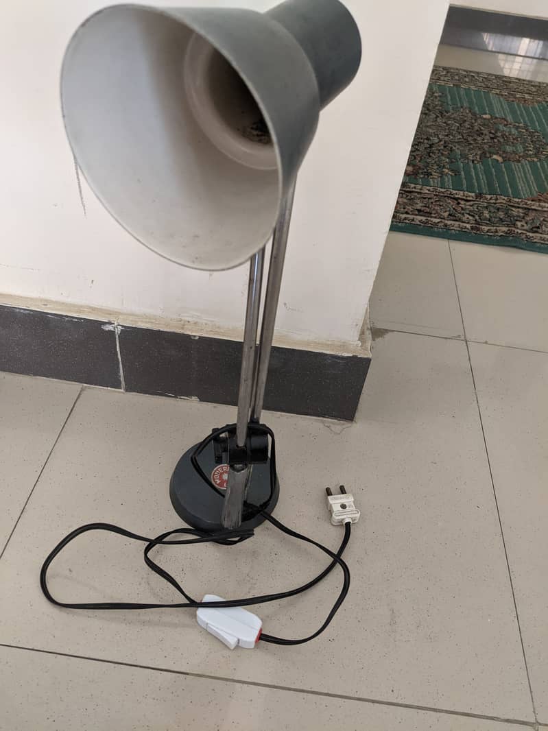 Table Lamp/Reading Lamp 0