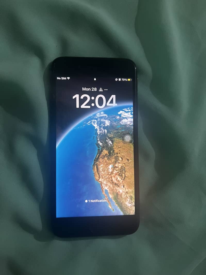 iPhone 8 Plus 0