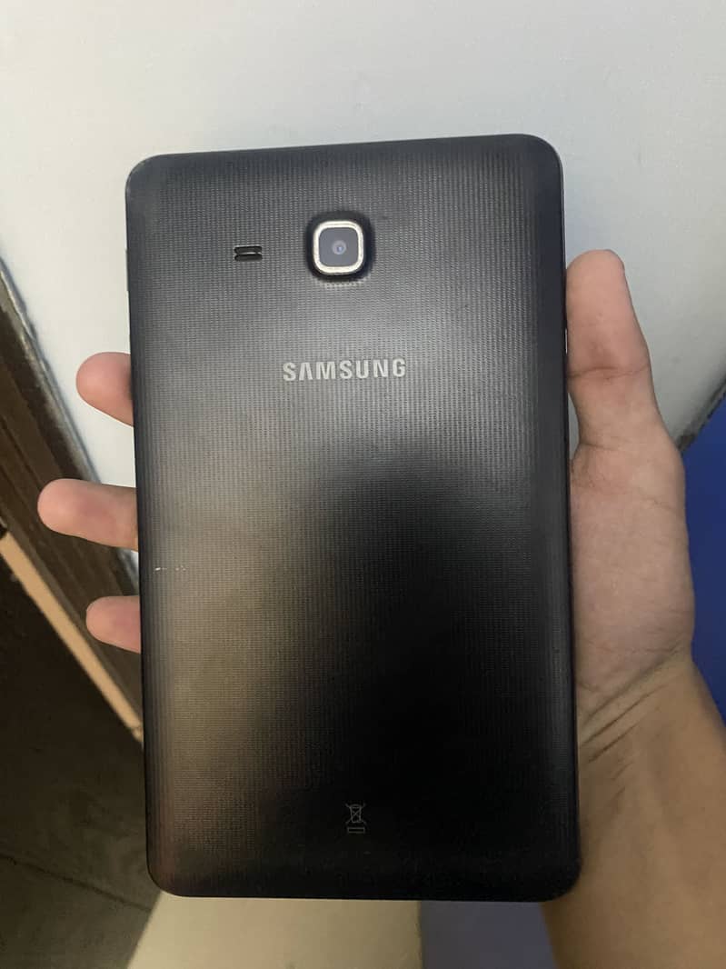 Samsung tab j6 screen damage change available 1