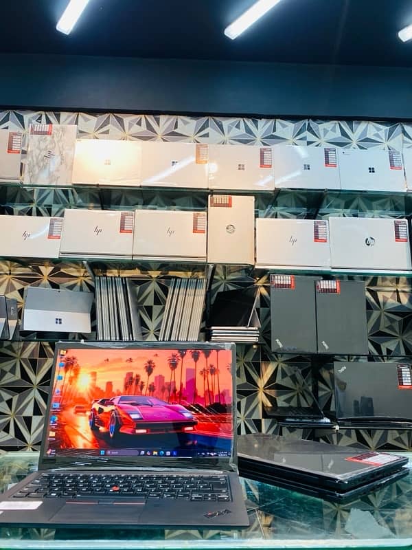 Lenovo X1 Carbon i7-10th Gen | 4K | 16/256 | COD All over Pak 16