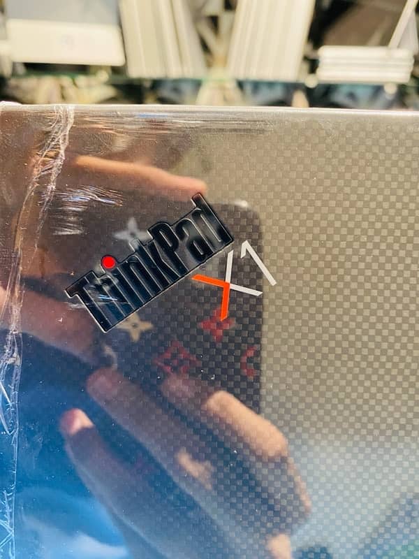 Lenovo X1 Carbon i7-10th Gen | 4K | 16/256 | COD All over Pak 18
