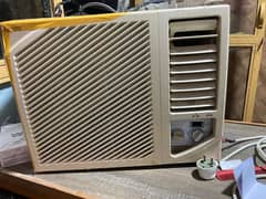 0.75 ton Ac For Sale 9/10 conditions