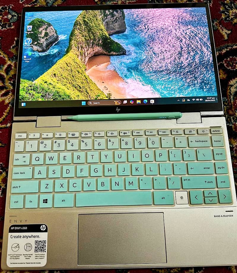 HP Envy x360 i7 12th Touch Screen 1