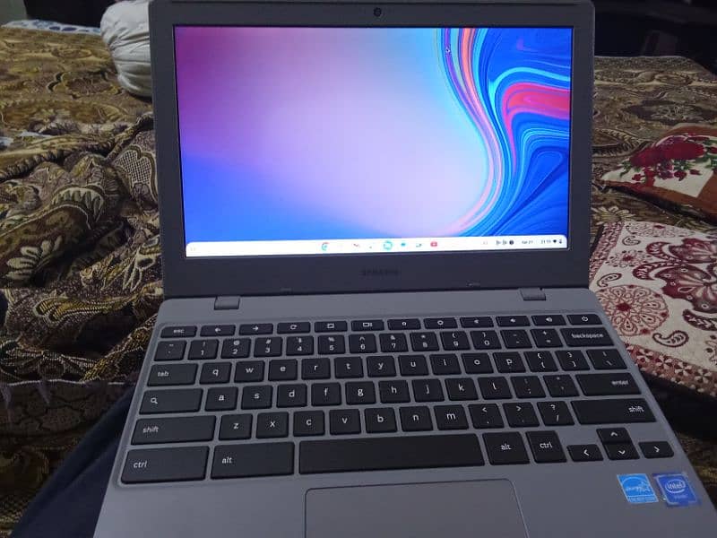 Samsung Chromebook 2025 0