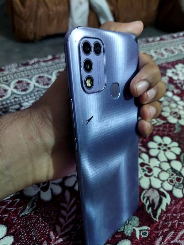 Infinix hot 10 play updated to 11 play fully ok 6000 mah 0