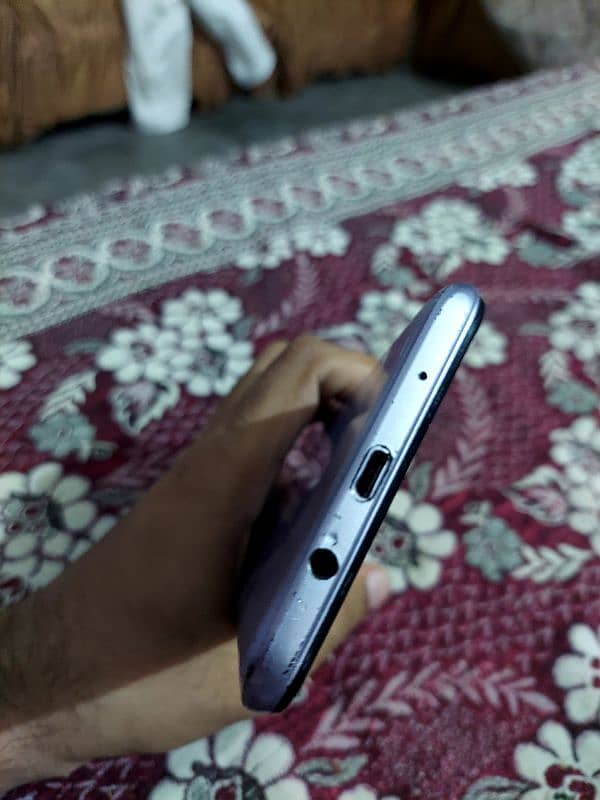 Infinix hot 10 play updated to 11 play fully ok 6000 mah 2