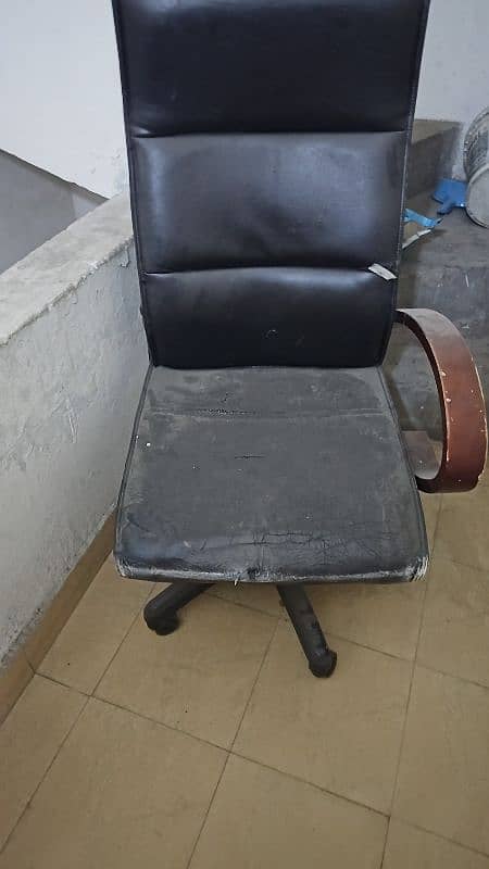 chair 0