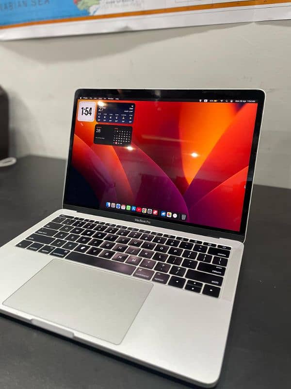 Macbook pro 2016 1