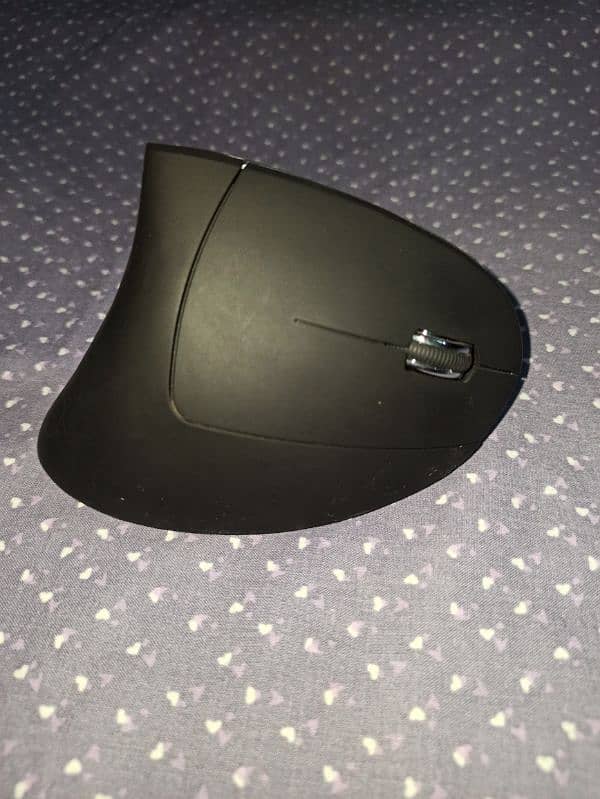 Wireless Unique location Bluetooth mouse 0