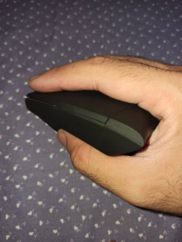 Wireless Unique location Bluetooth mouse 3