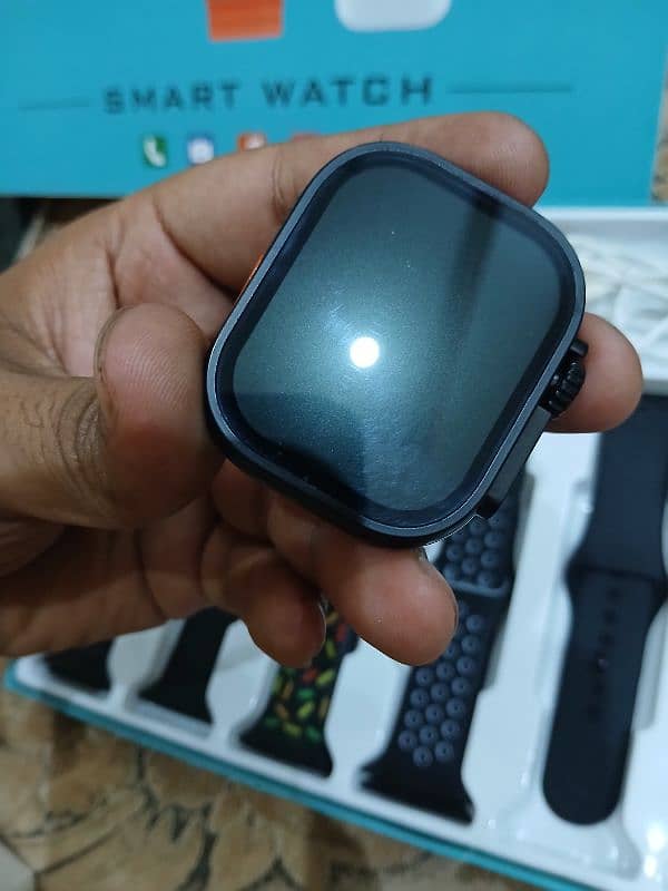 Crown 8 + 1 Ultra 2 Smart Watch 2