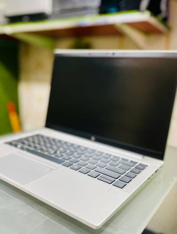 Laptop/Hp Elitebook 840 g7 I7-10th Gen  8GB RAM 256GB SSD 3