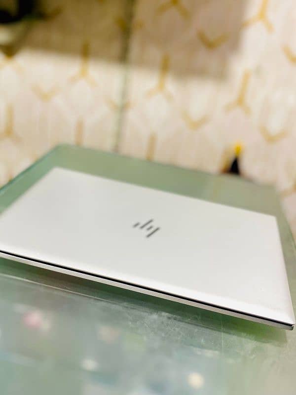 Laptop/Hp Elitebook 840 g7 I7-10th Gen  8GB RAM 256GB SSD 6