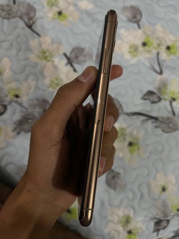 Iphone 11 pro max non pta 5