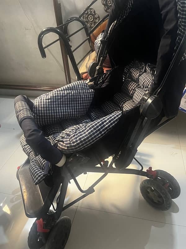 Baby prem available at price 8000 2