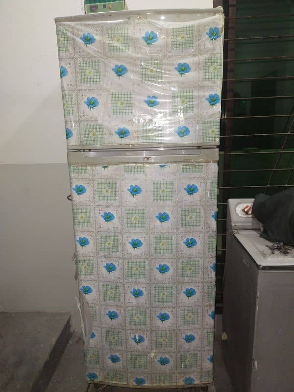 Dawlance fridge for sale 0