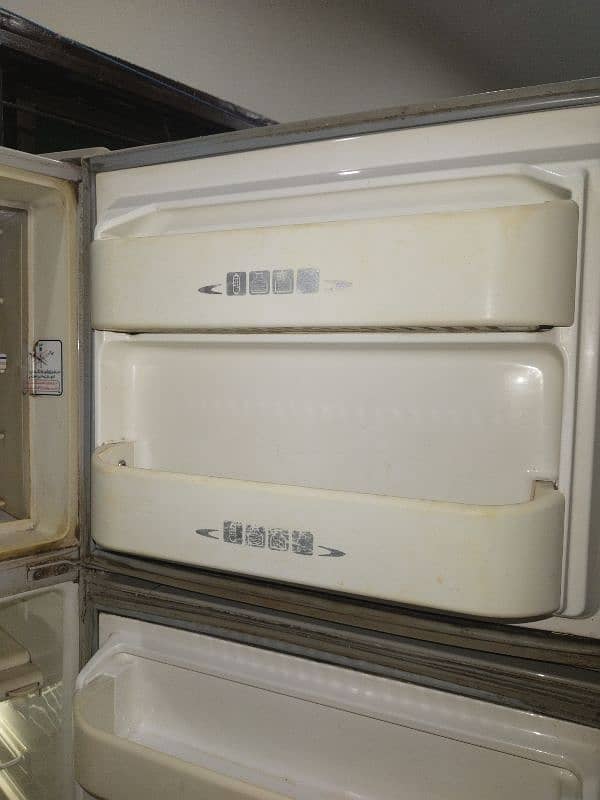 Dawlance fridge for sale 5