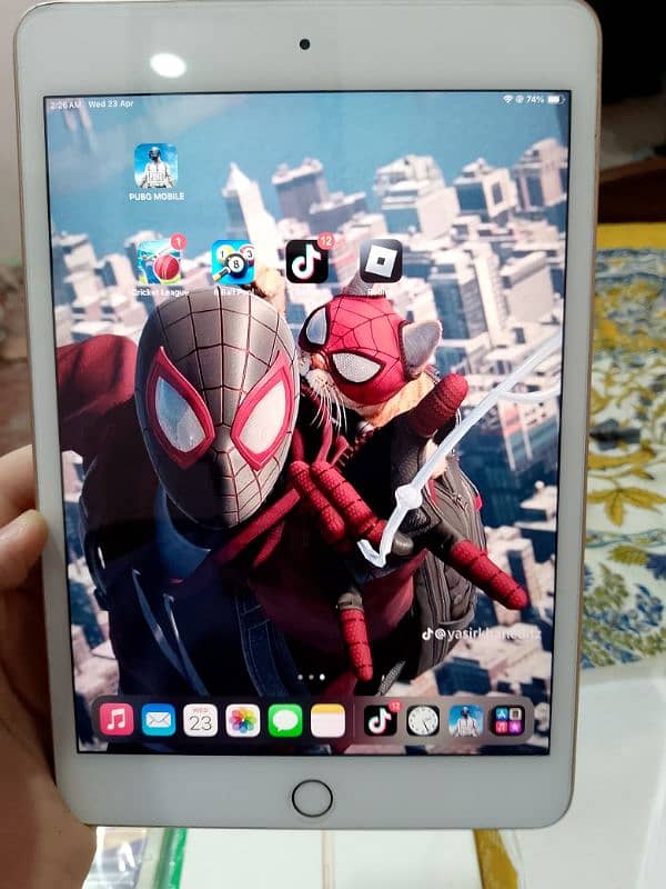 I pad mini 5 64 gb 10/9 1