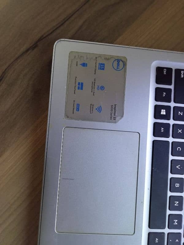 Dell Inspiron 15 5570 | core i7 8th generation | 4gb Radeon GC 7