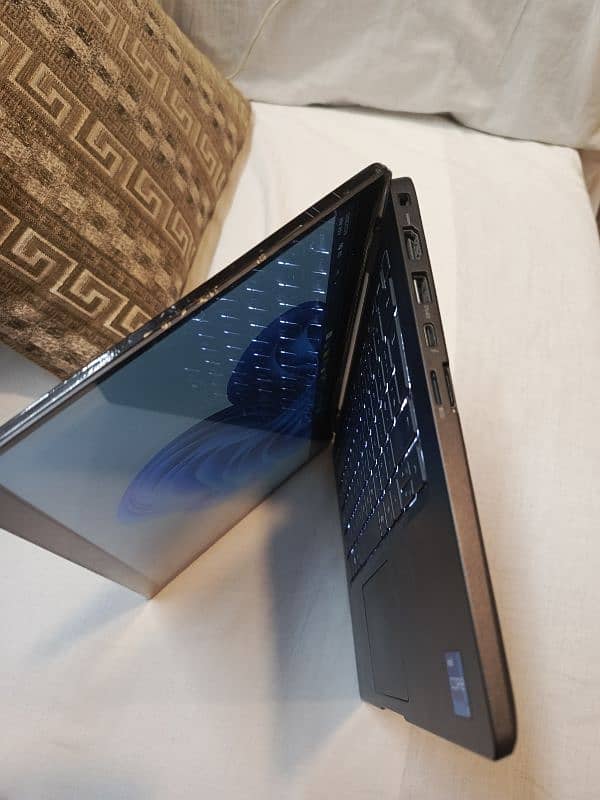 Dell Latitude 7320 4