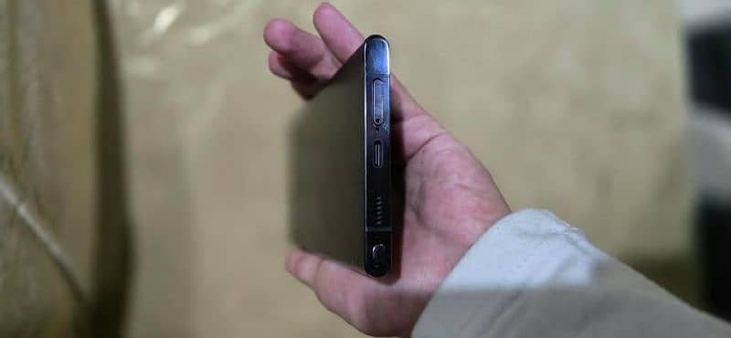 Galaxy S22 Ultra 12/256 3